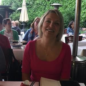 Meet your Posher, Mirka